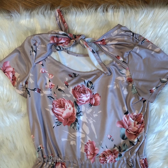 Summer Floral Printed Romper - Picture 6 of 7